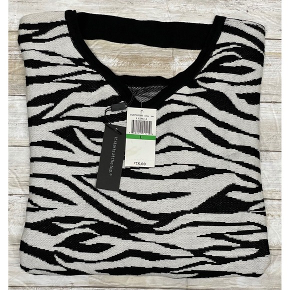 Cable & Gauge Sweaters - Cable and Gauge Womens Zebra Print Knit Sweater Top Size Large oversized NWT‎